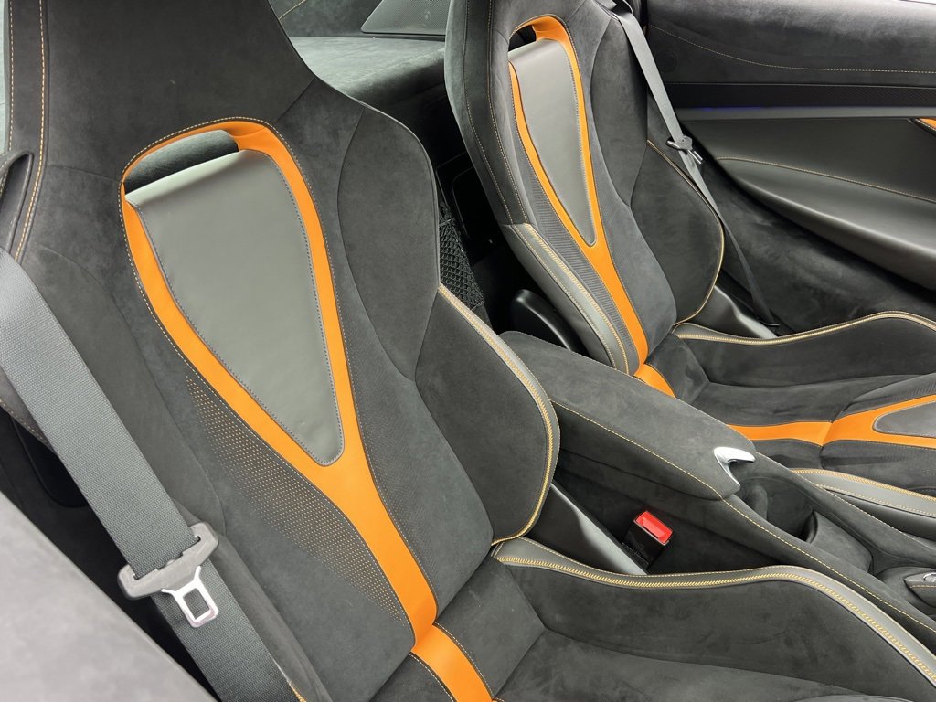 Used 2021 McLaren 720S Luxury image 36