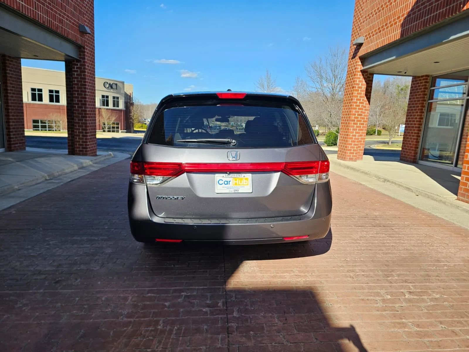 Used 2015 Honda Odyssey Touring image 5