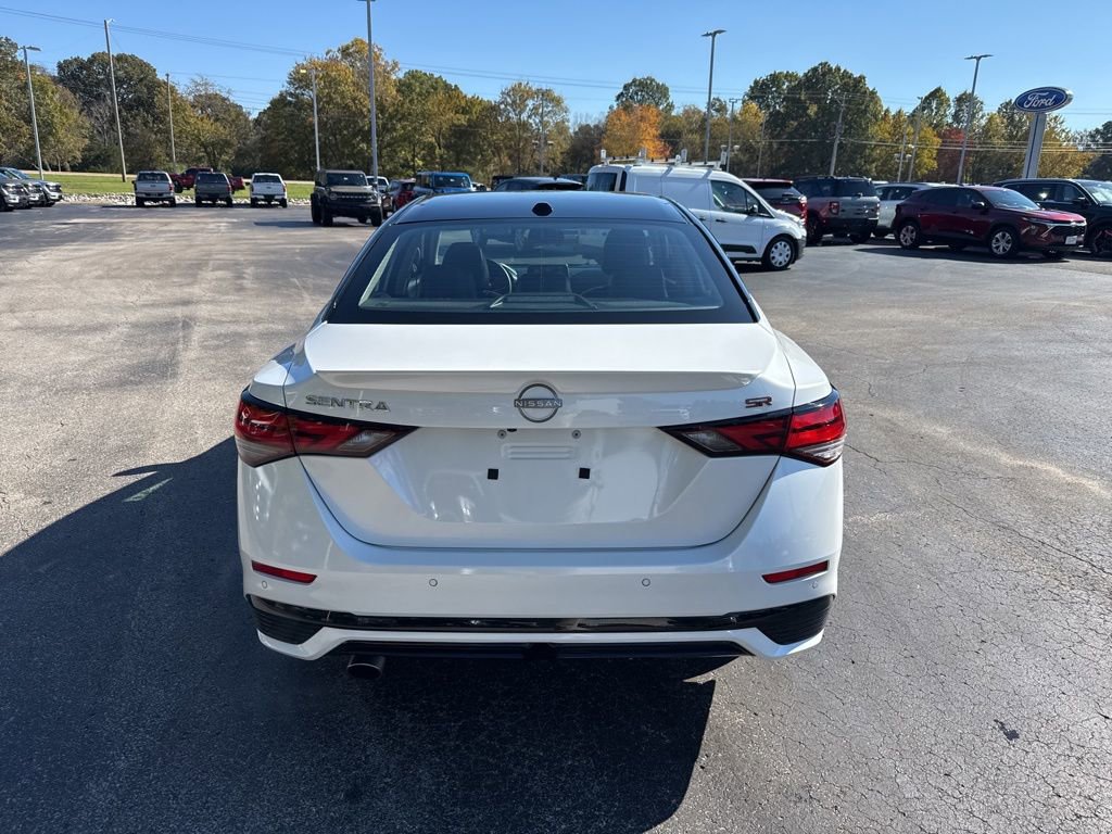 Used 2024 Nissan Sentra SR w/ SR Premium Package image 4