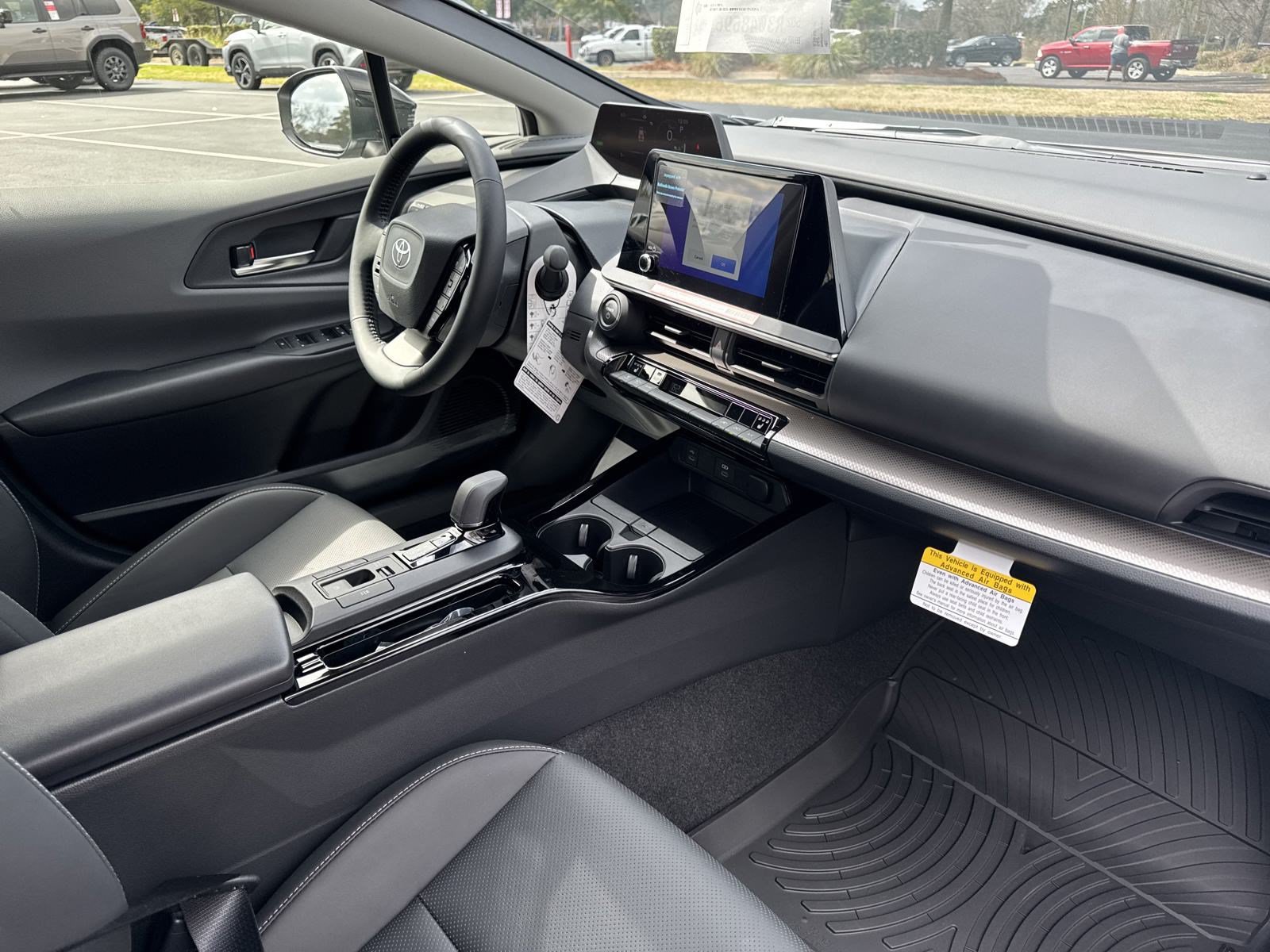 New 2024 Toyota Prius XLE FWD image 33