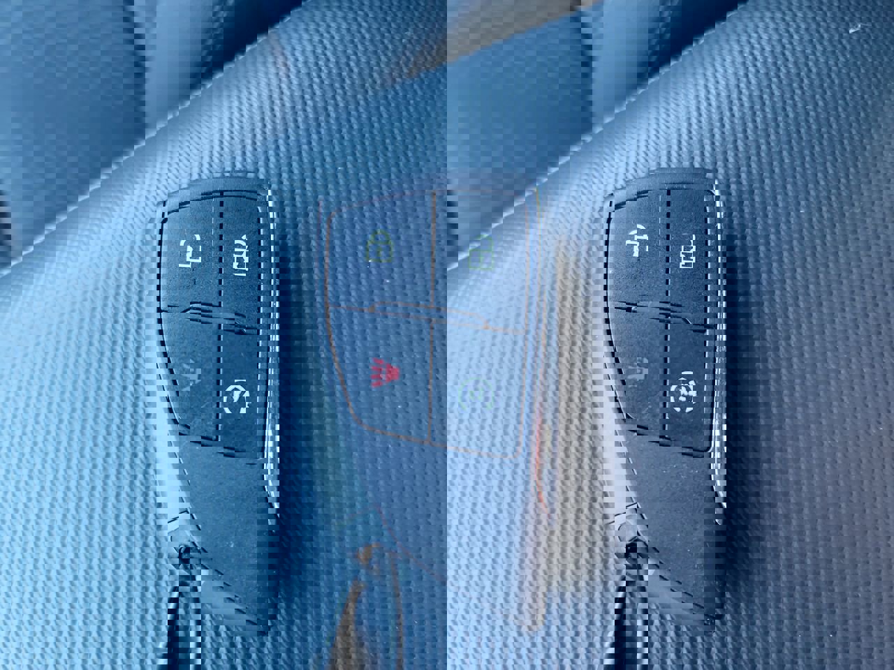 Used 2025 Chevrolet Equinox LT image 24