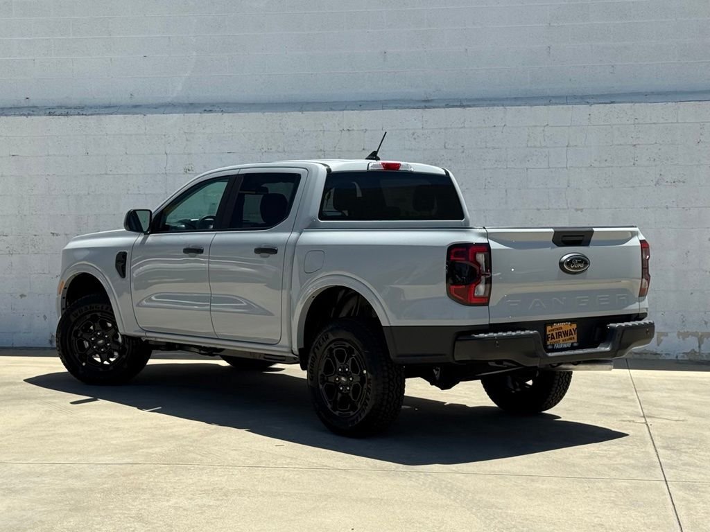 New 2026 Ford Ranger XLT w/ Black Appearance Package RWD image 3