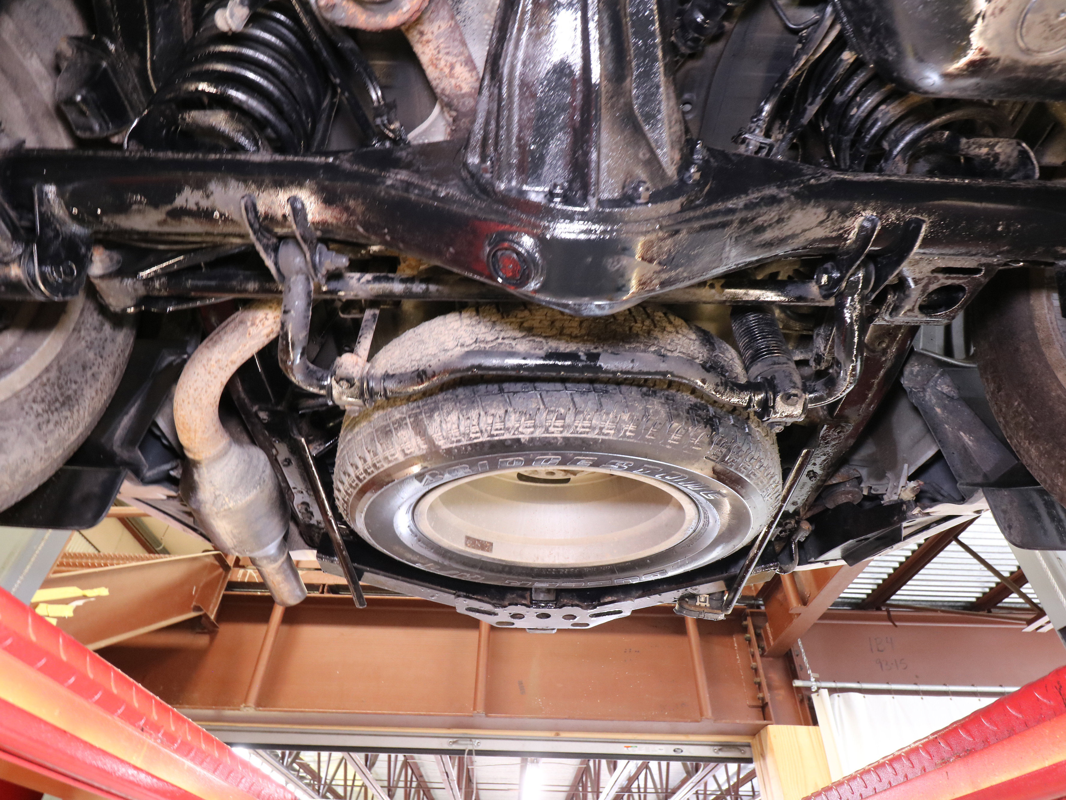 Used 2013 Lexus GX 460 image 38