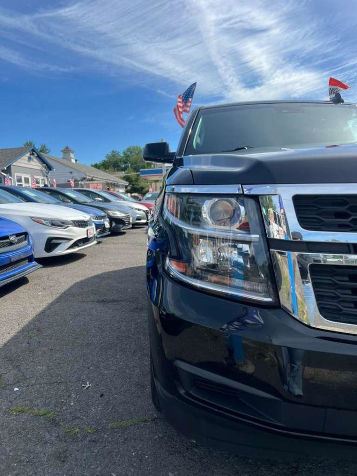 Used 2017 Chevrolet Tahoe LT AWD/4WD image 2