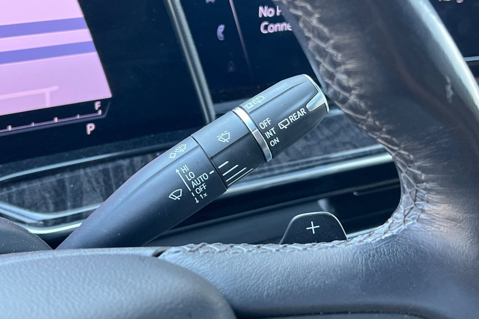 Used 2023 Cadillac Escalade Premium Luxury w/ Performance Package image 40