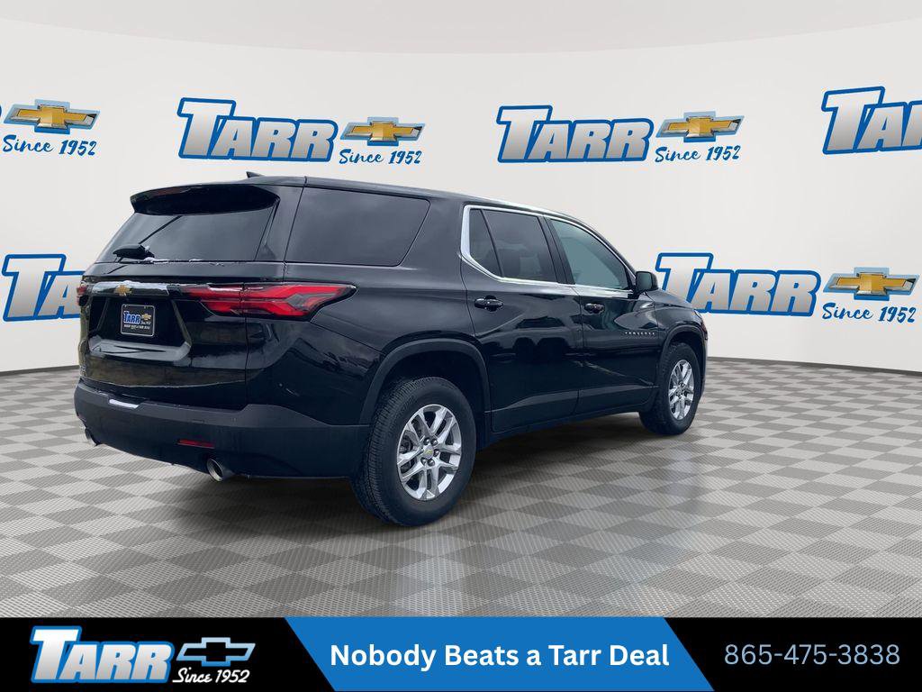 Used 2023 Chevrolet Traverse LS image 8