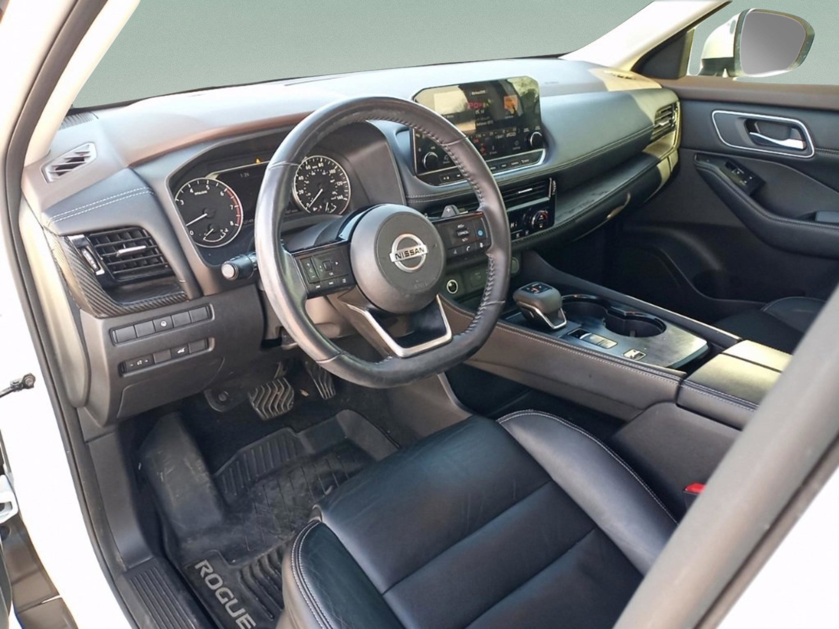 Used 2021 Nissan Rogue SL w/ Premium Package image 17