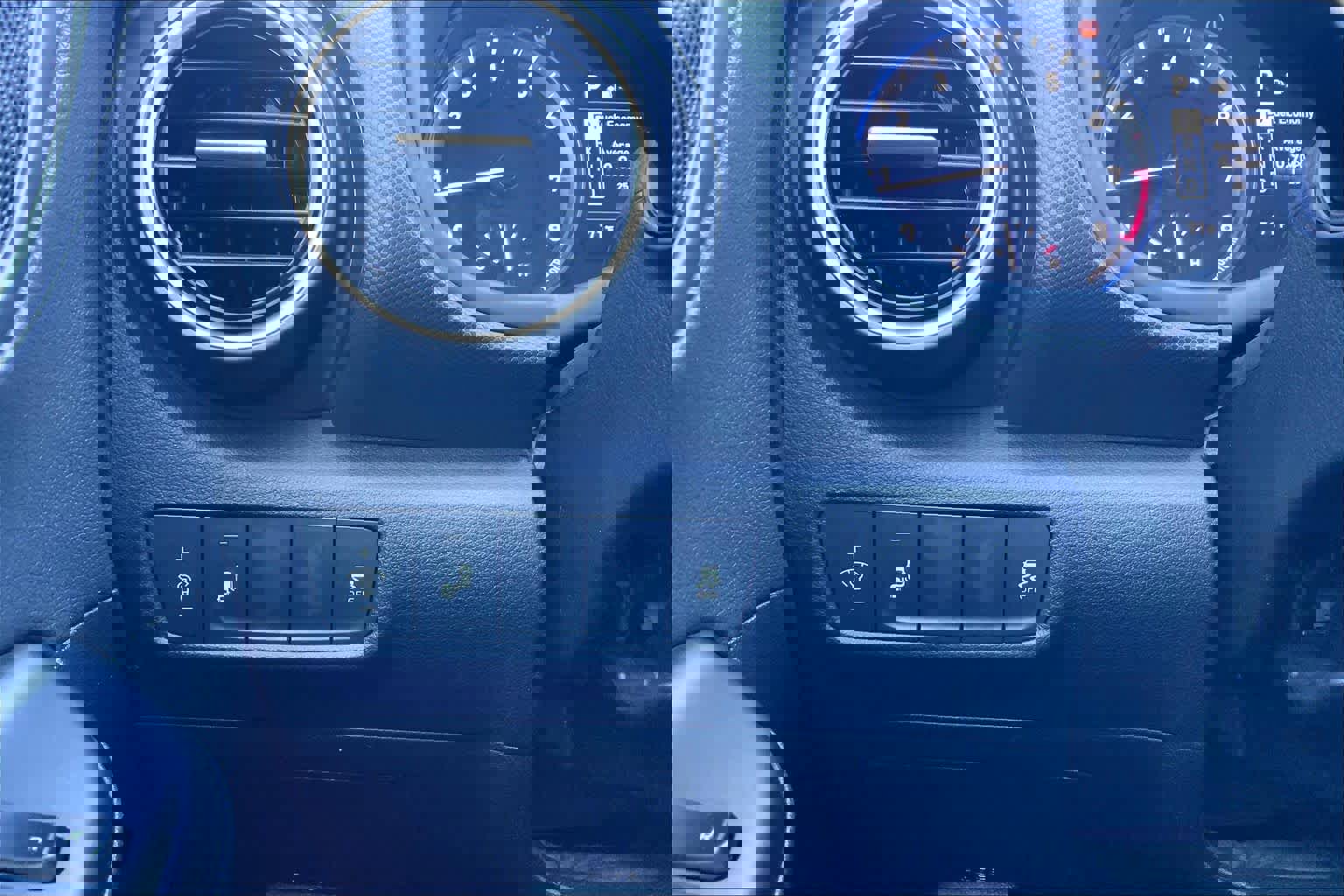 Used 2018 Hyundai Kona Limited image 32