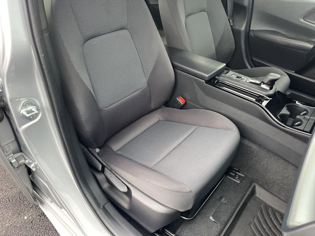 Used 2023 Toyota Prius LE image 17