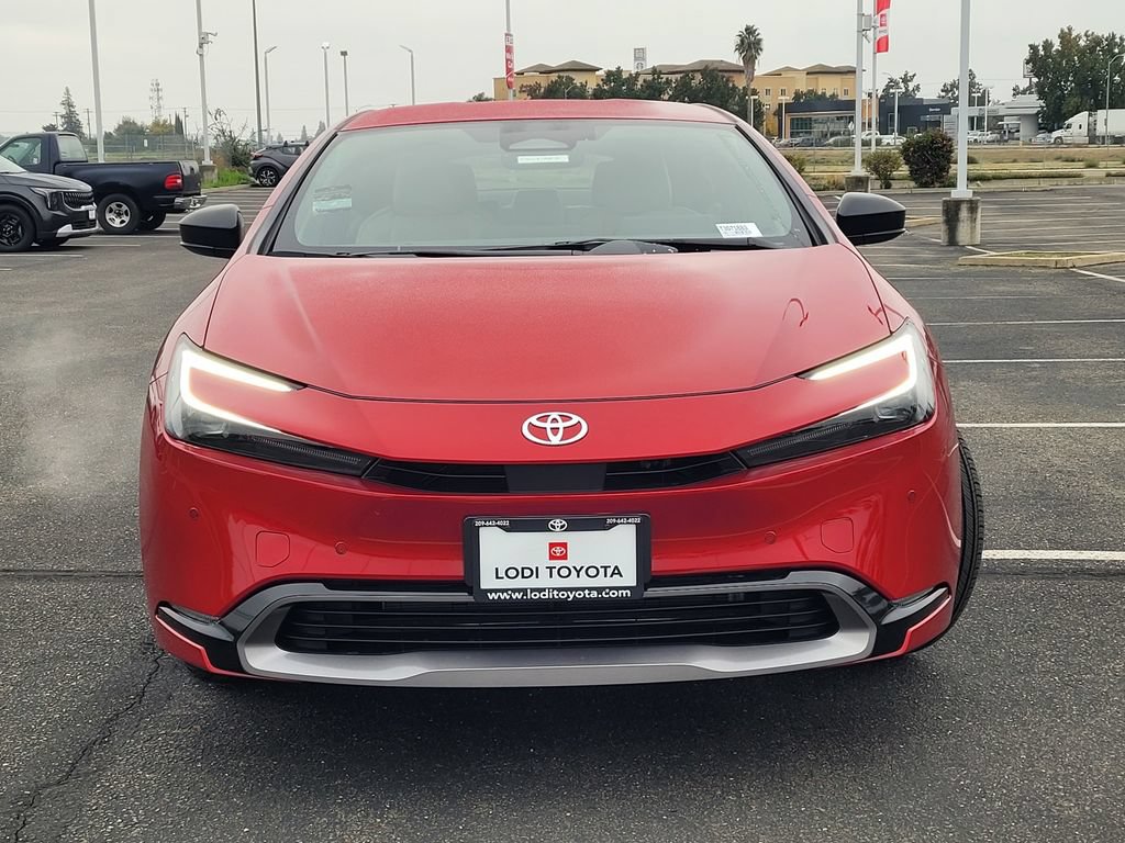 New 2026 Toyota Prius XLE FWD image 2