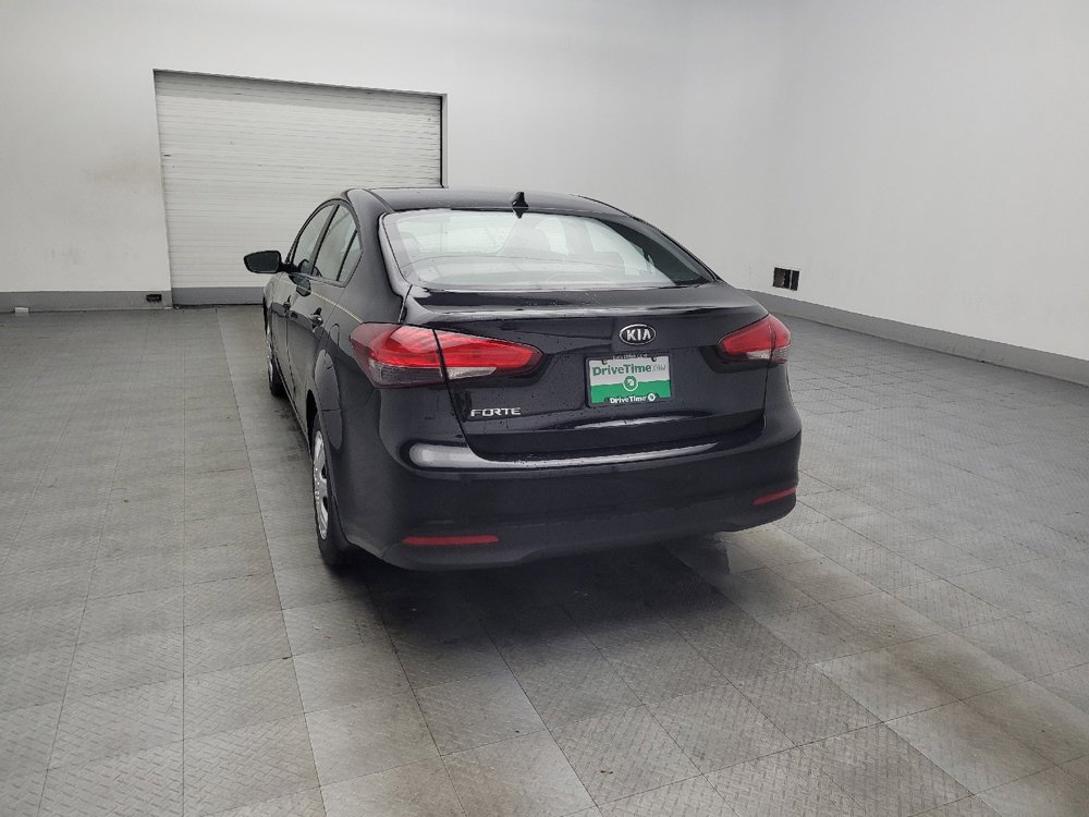 Used 2017 Kia Forte LX image 5