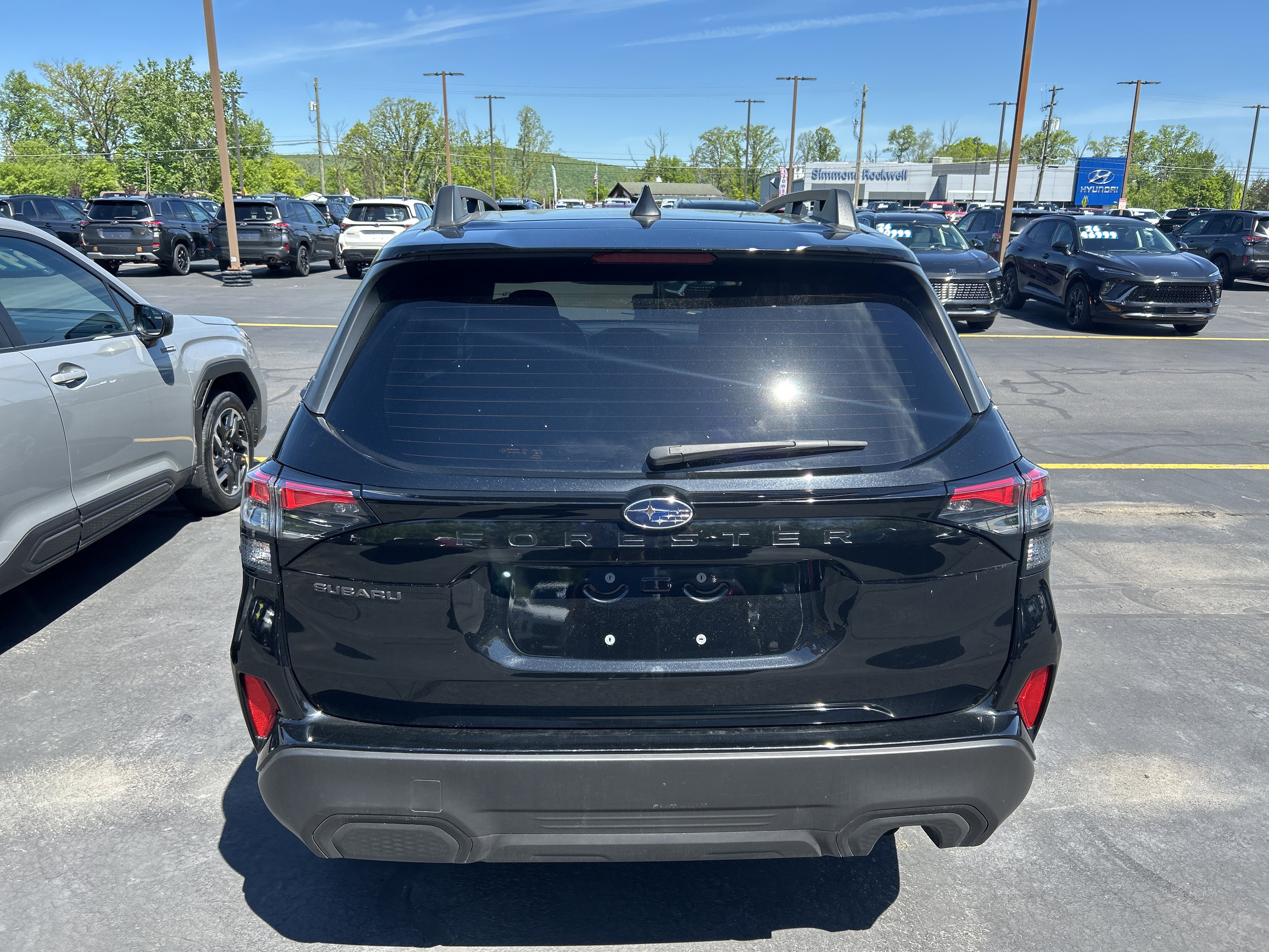 Used 2025 Subaru Forester Premium AWD/4WD image 6