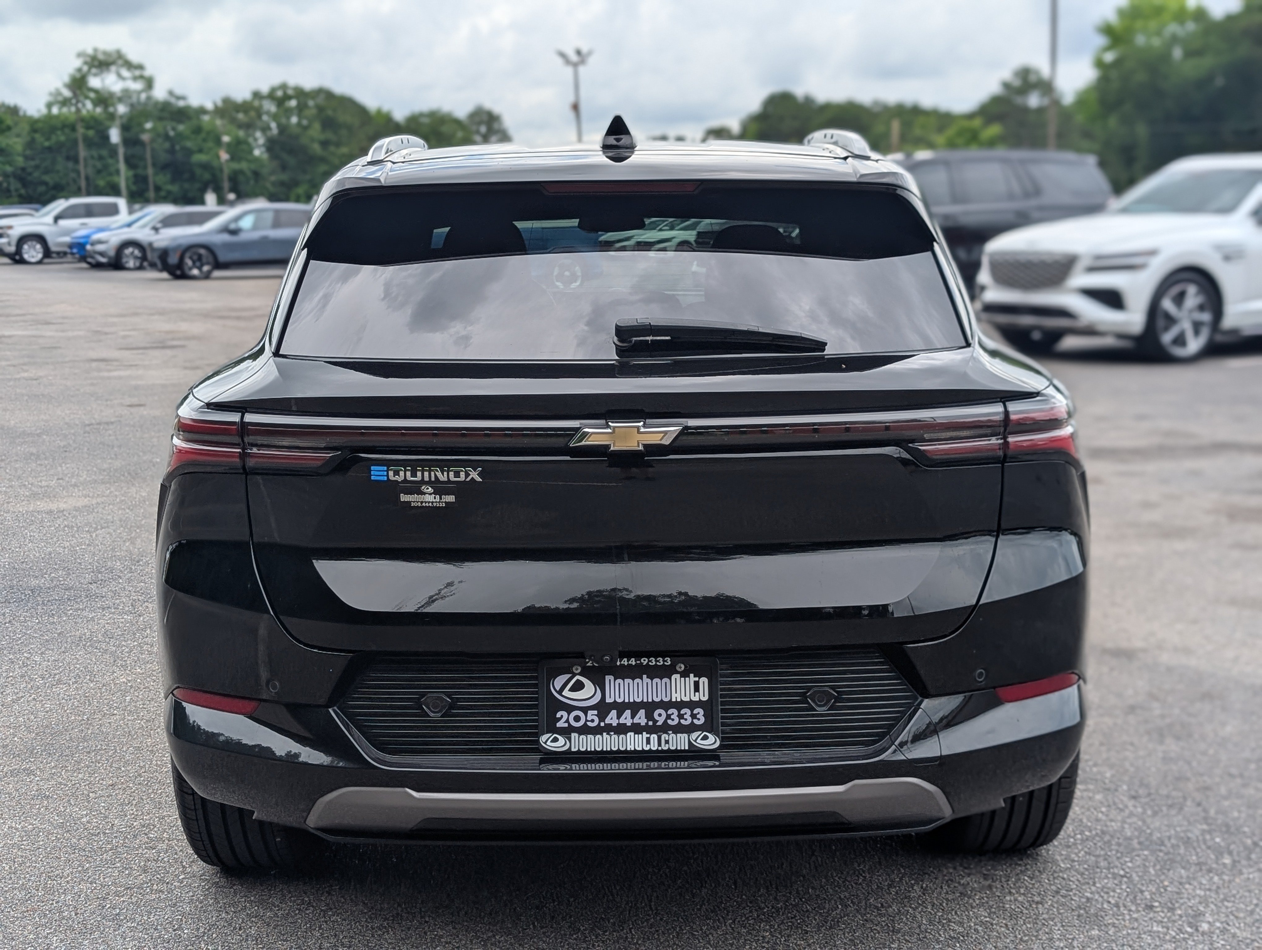 Used 2024 Chevrolet Equinox EV LT FWD image 8