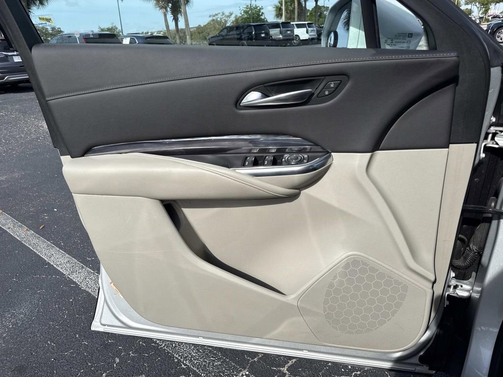 Used 2020 Cadillac XT4 Luxury image 18