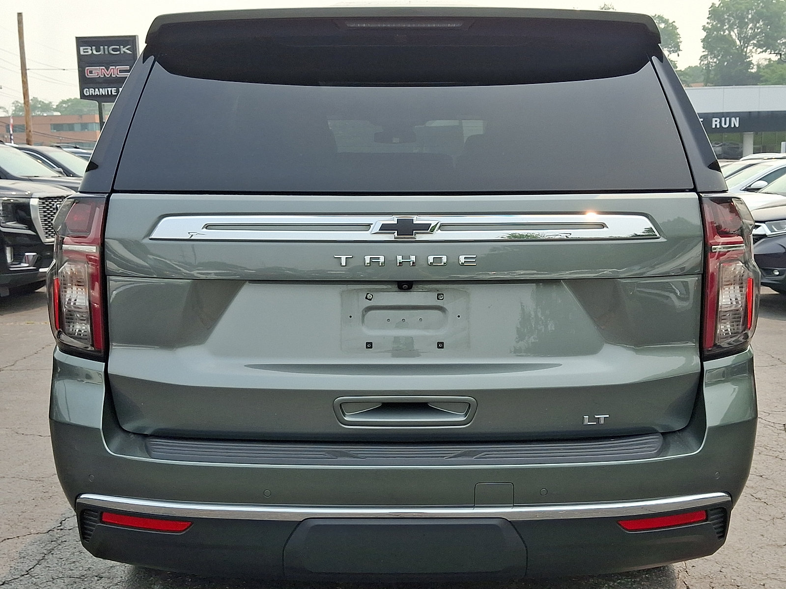 Used 2023 Chevrolet Tahoe LT w/ Luxury Package AWD/4WD image 5