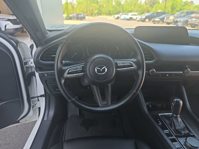Used 2023 Hyundai Venue SEL w/ Cargo Package FWD image 11