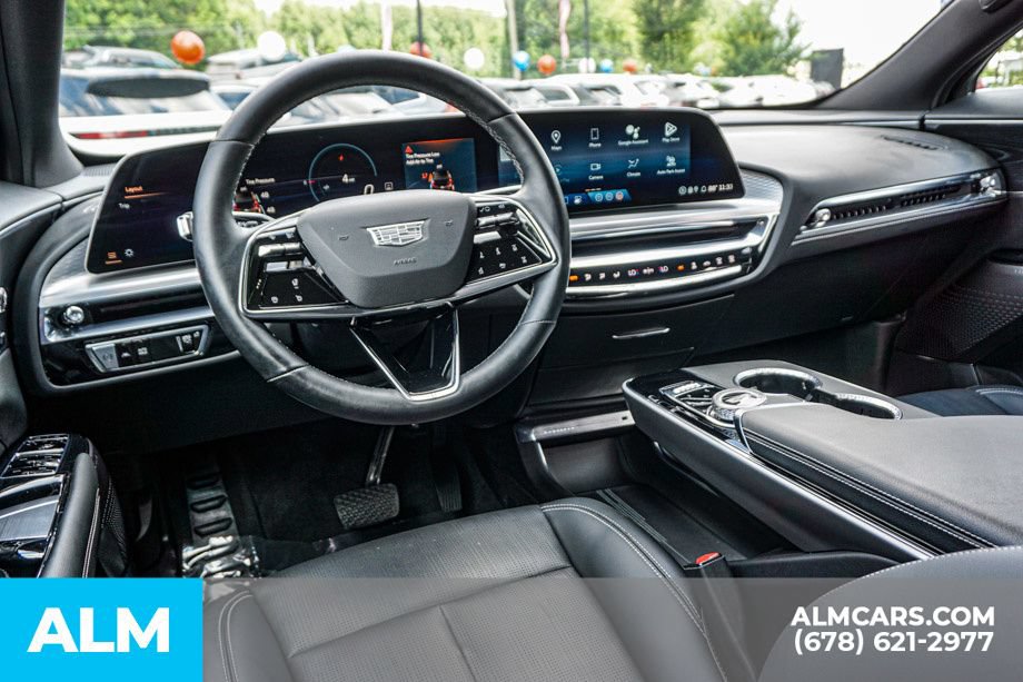 Used 2024 Cadillac Lyriq Luxury AWD/4WD image 27