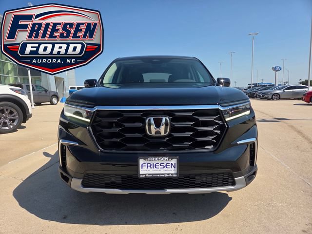 Used 2025 Honda Pilot EX-L image 2