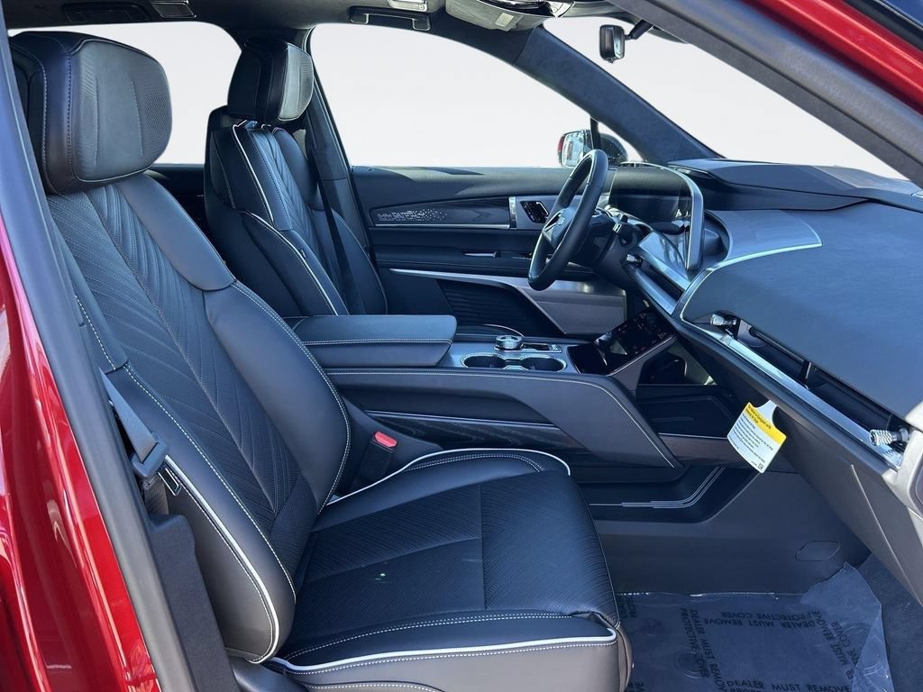 New 2026 Cadillac Vistiq Platinum AWD/4WD image 34