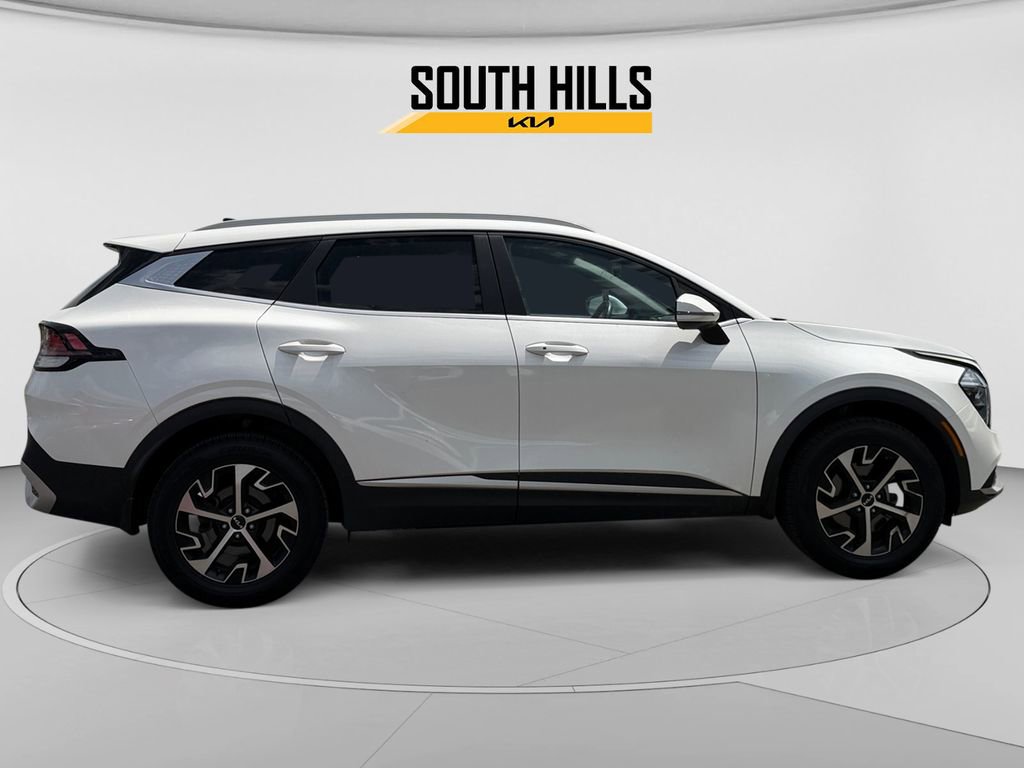 Certified 2023 Kia Sportage EX AWD/4WD image 6