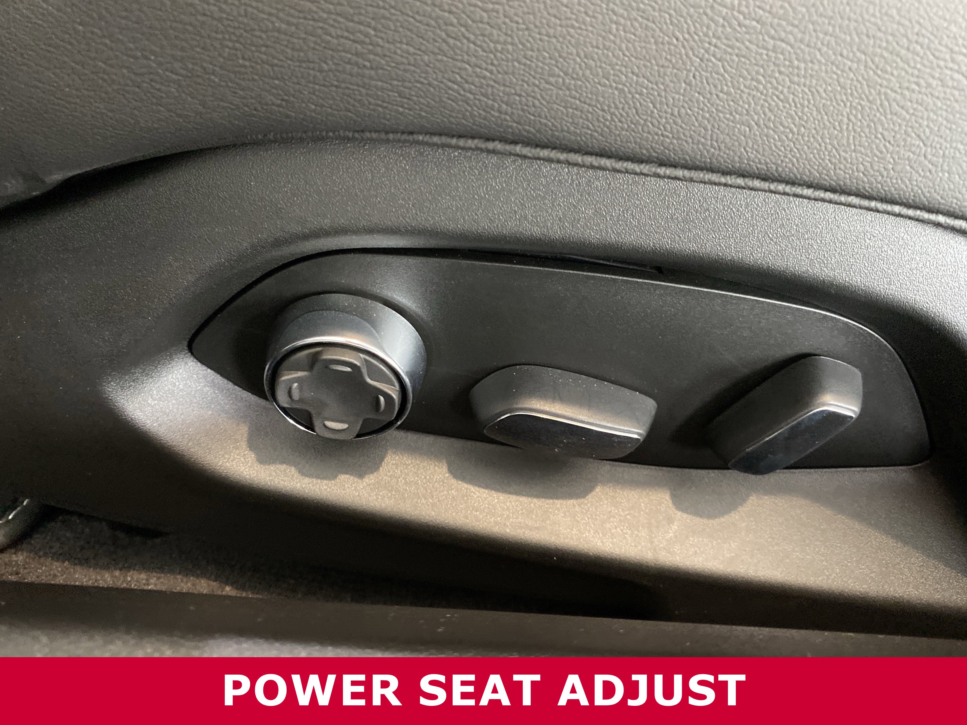 Used 2024 Chevrolet Corvette Stingray Preferred Cpe w/ Battery Protection Package image 19