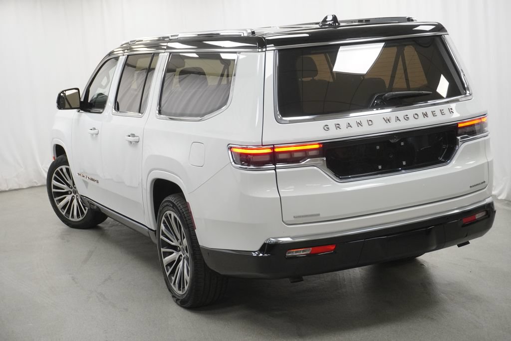 Certified 2023 Jeep Grand Wagoneer L Series III w/ HD Trailer Tow Package AWD/4WD image 19