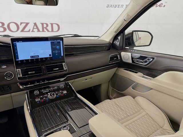Certified 2022 Lincoln Navigator Black Label AWD/4WD image 29