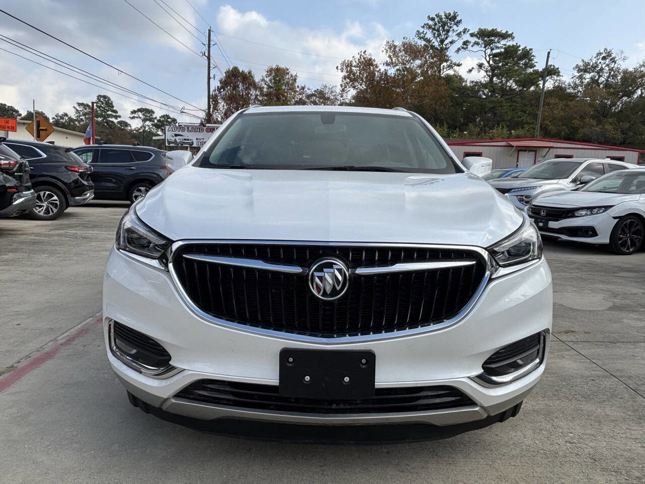 Used 2021 Buick Enclave Essence w/ Sound and Sites Package FWD image 2