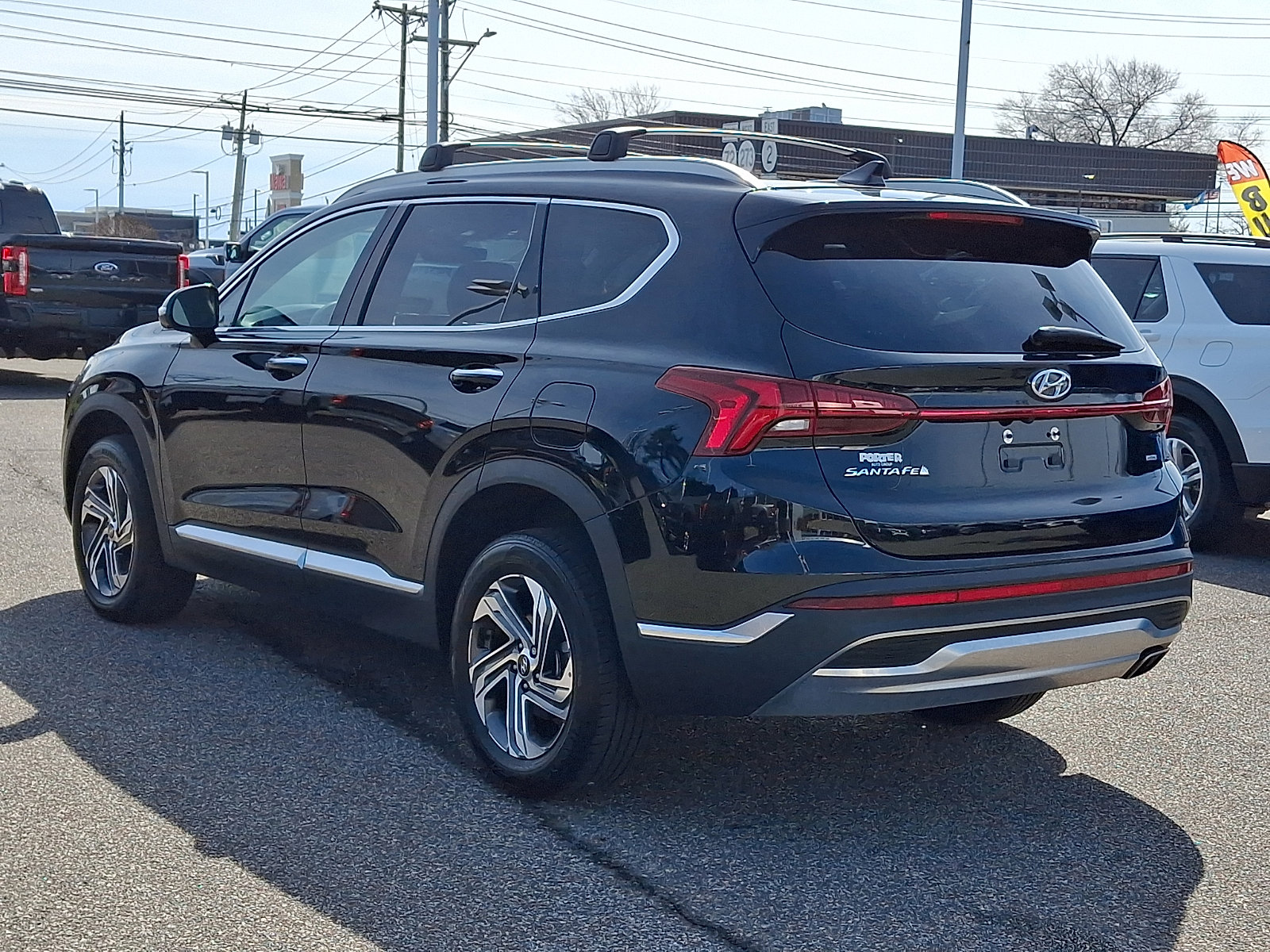 Used 2023 Hyundai Santa Fe SEL w/ Premium Package image 7