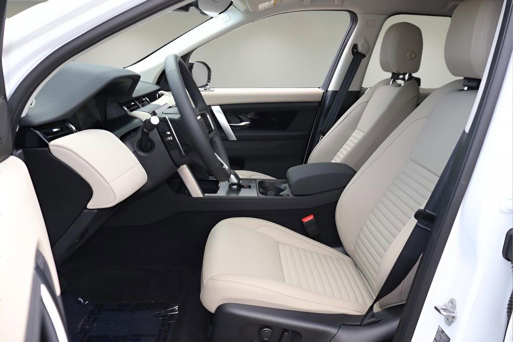 New 2025 Land Rover Discovery Sport S AWD/4WD image 9