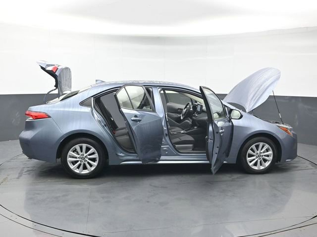 Used 2023 Toyota Corolla LE w/ LE Convenience Package image 49