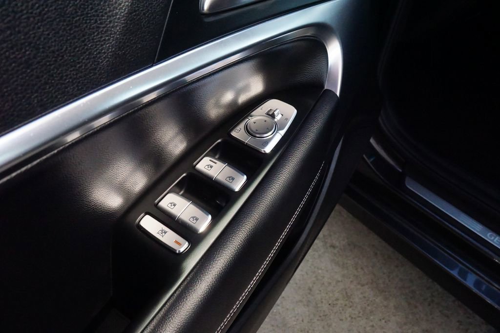 Certified 2026 Genesis G70 2.5T image 15