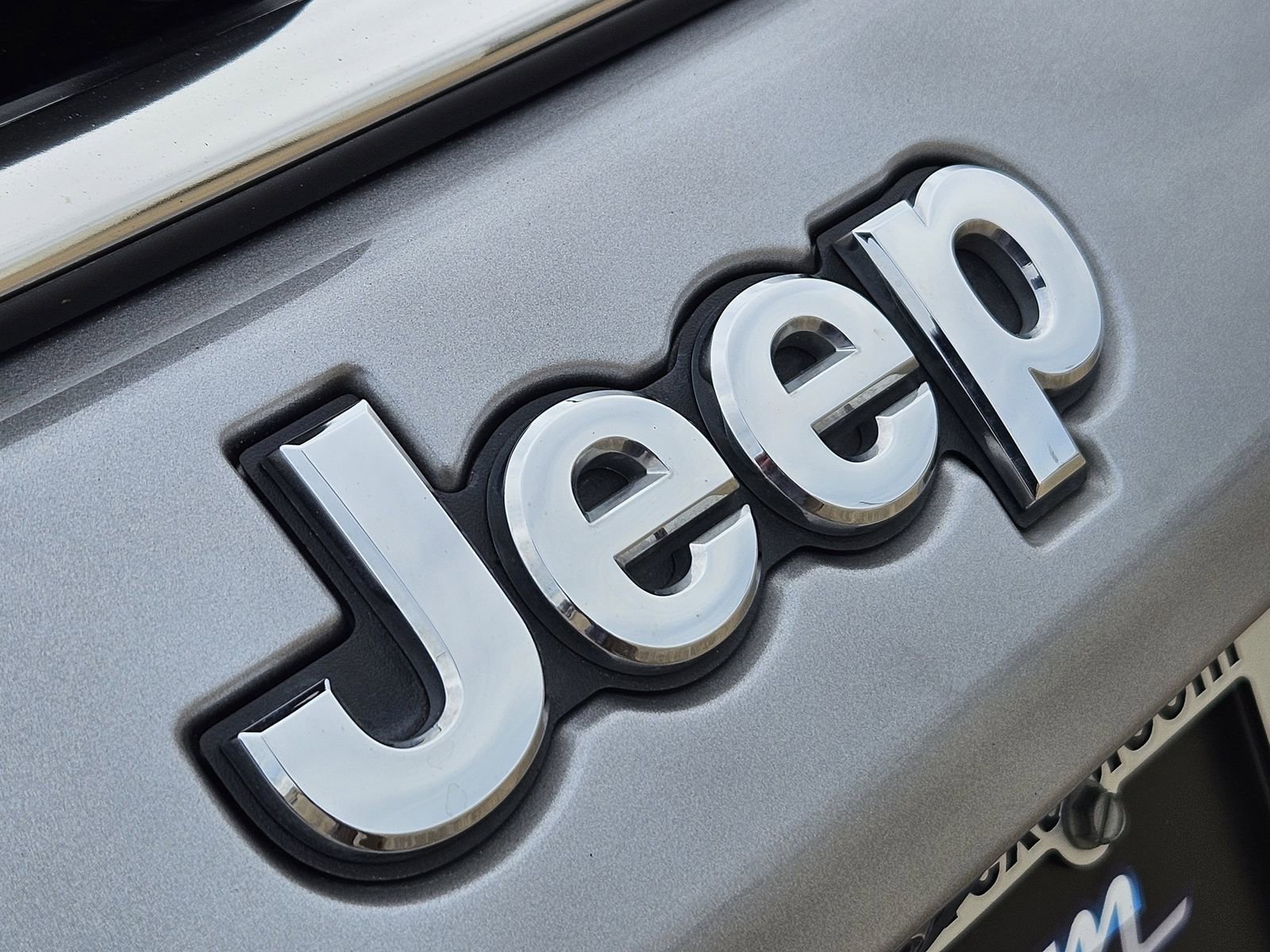 Used 2022 Jeep Compass Latitude image 15