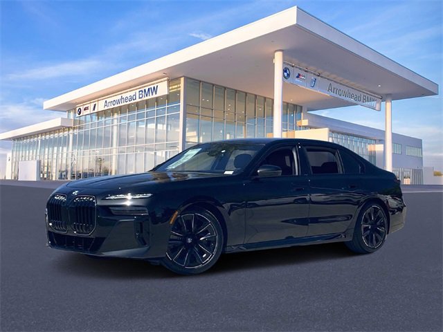 New 2026 BMW 740i w/ Executive Package image 24