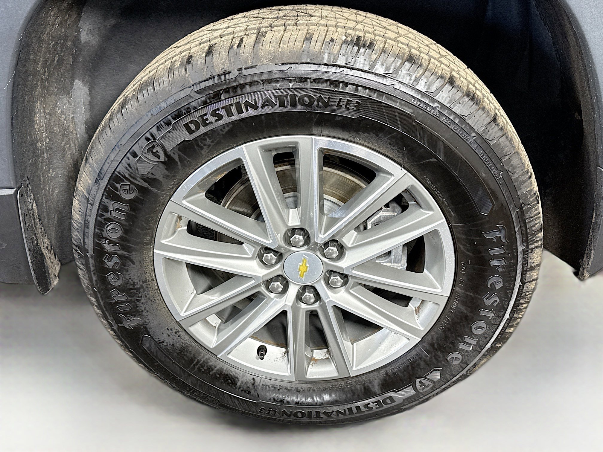 Used 2023 Chevrolet Traverse LT image 37