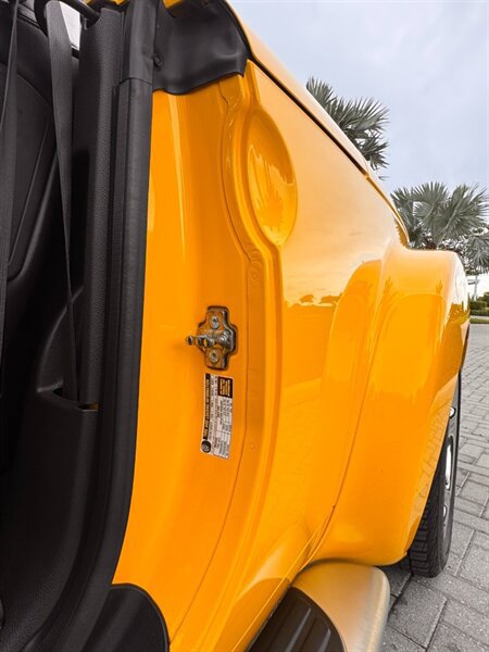 Used 2005 Chevrolet SSR w/ Preferred Equipment Group RWD image 28