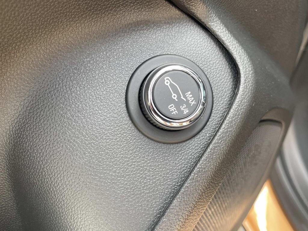 Used 2024 Chevrolet TrailBlazer ACTIV w/ Convenience Package FWD image 17