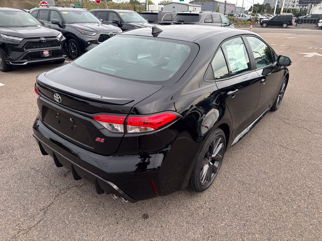 New 2026 Toyota Corolla SE w/ SE Package FWD image 7