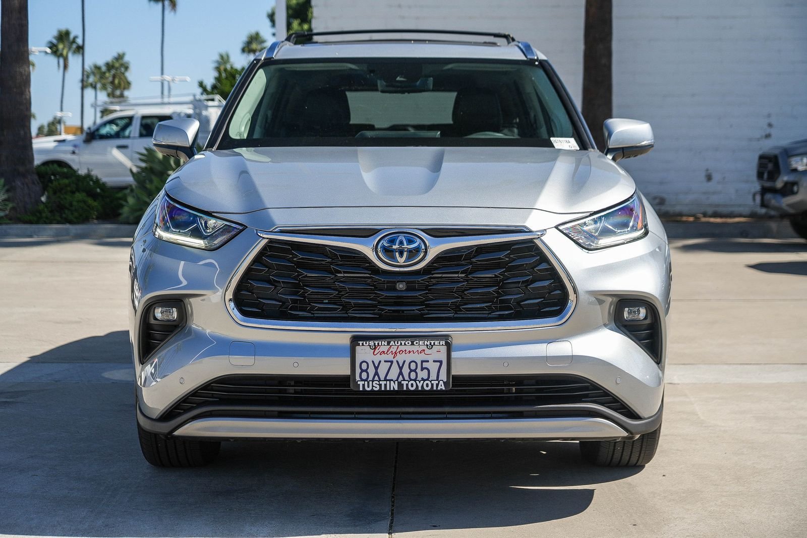 Used 2021 Toyota Highlander Platinum AWD/4WD image 4