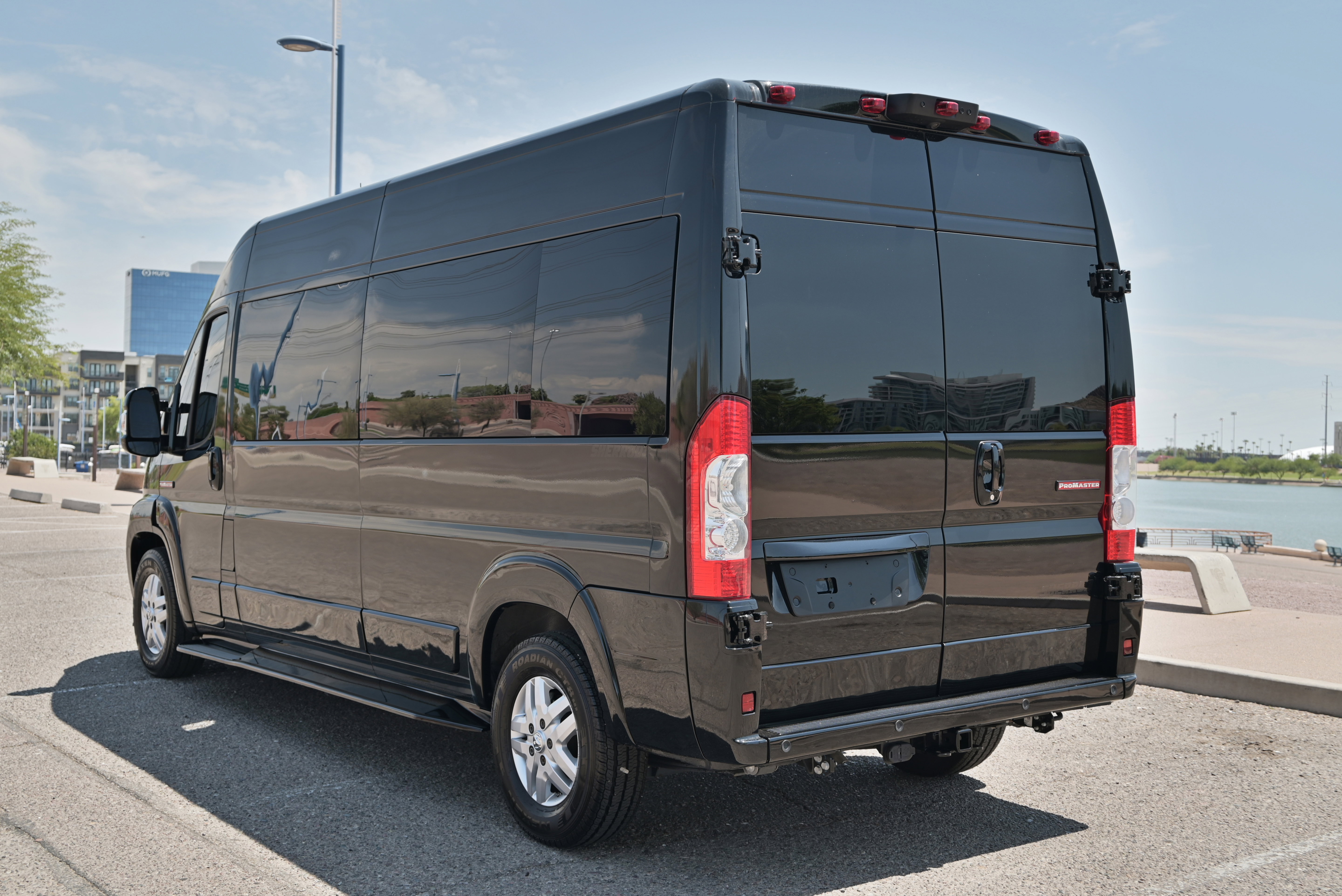 Used 2021 RAM ProMaster 2500 w/ RV Ready Prep Package FWD image 5