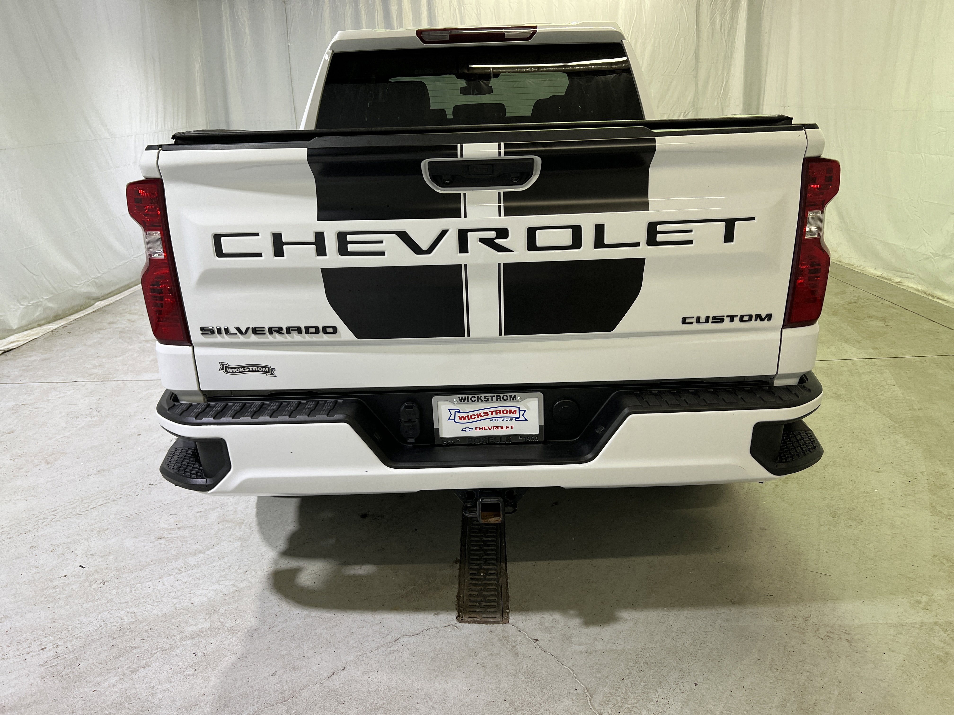 Certified 2023 Chevrolet Silverado 1500 Custom w/ Rally Edition image 9