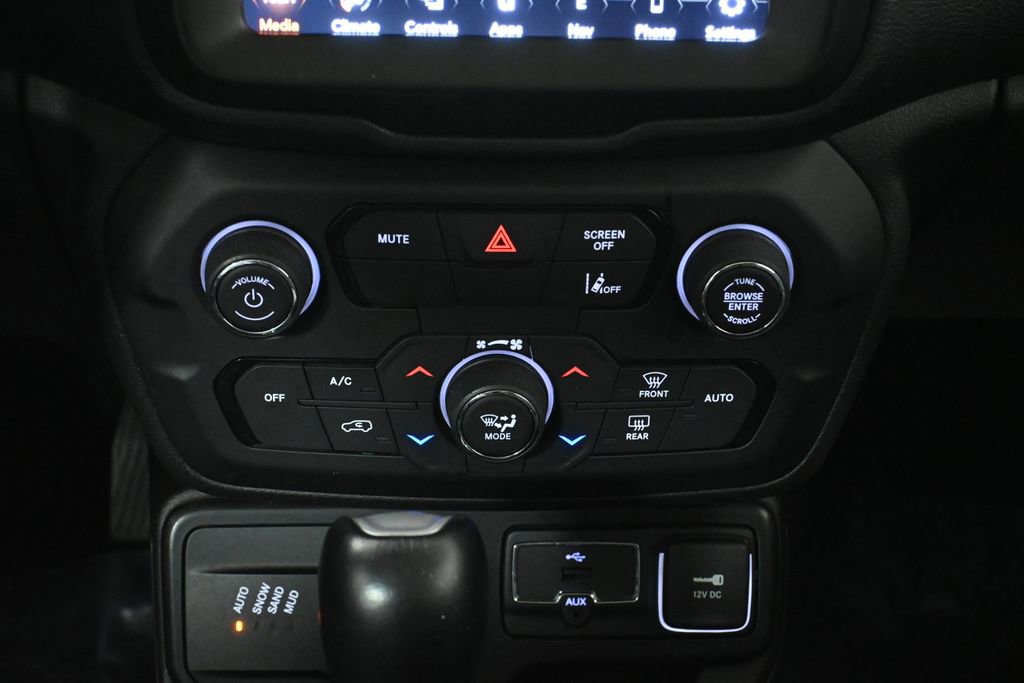 Used 2022 Jeep Renegade Limited w/ Sun, Sound & Wheels Group image 22