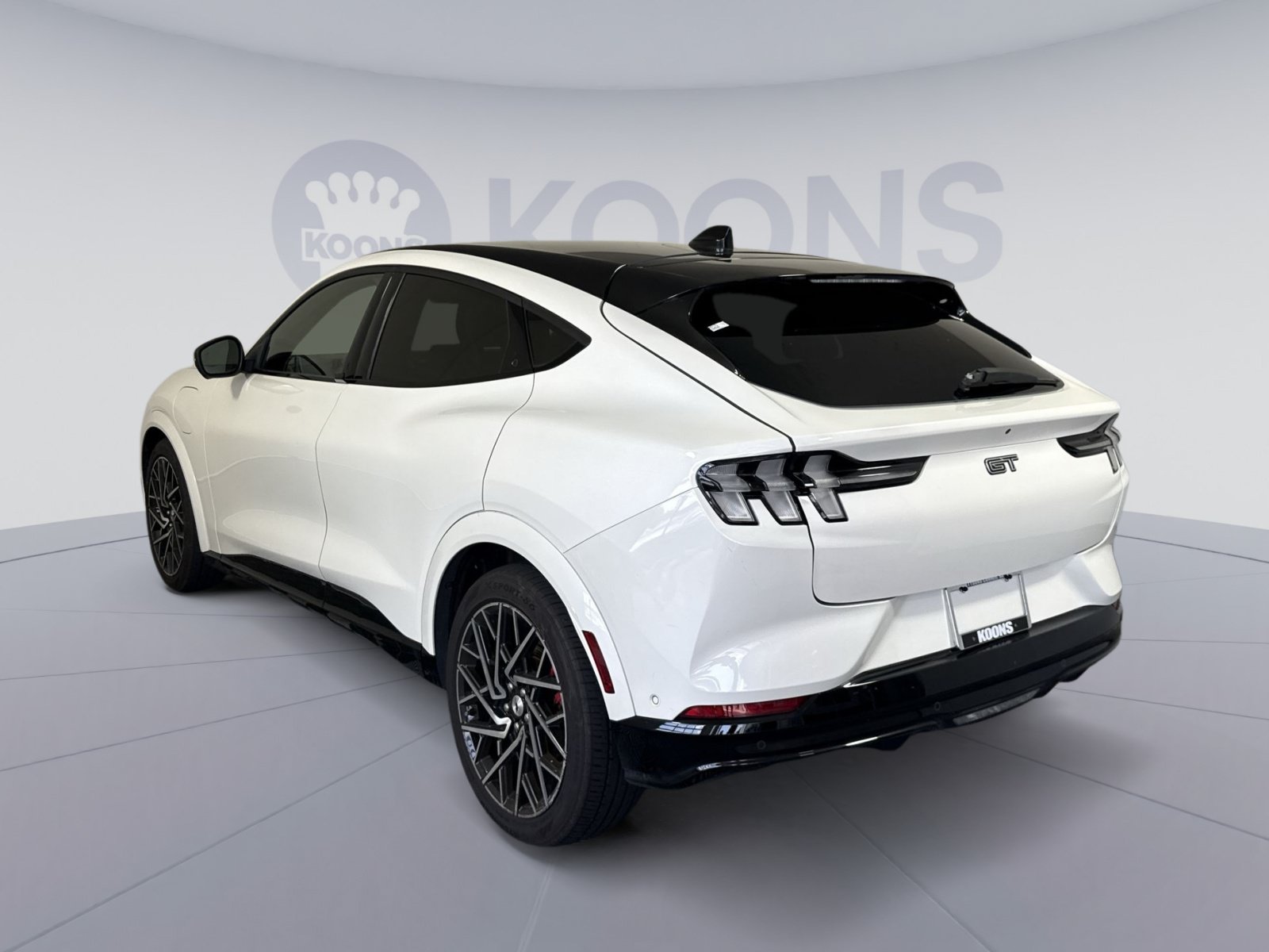 Used 2021 Ford Mustang Mach-E GT w/ GT Performance Edition AWD/4WD image 4