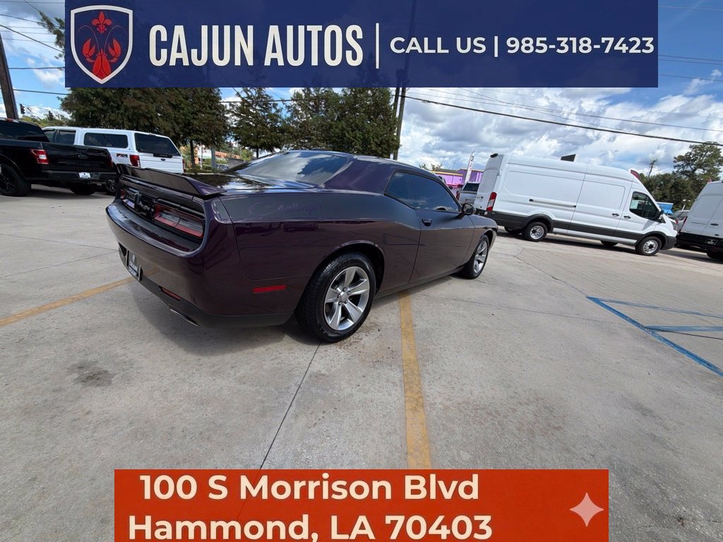 Used 2020 Dodge Challenger SXT RWD image 18