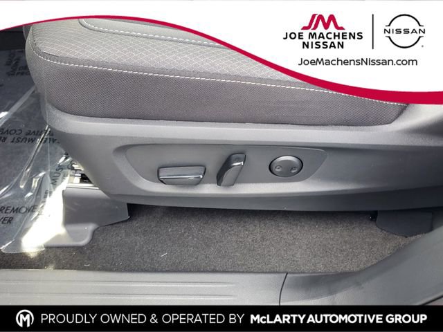 New 2025 Nissan Pathfinder SV w/ Black Appearance Package image 19