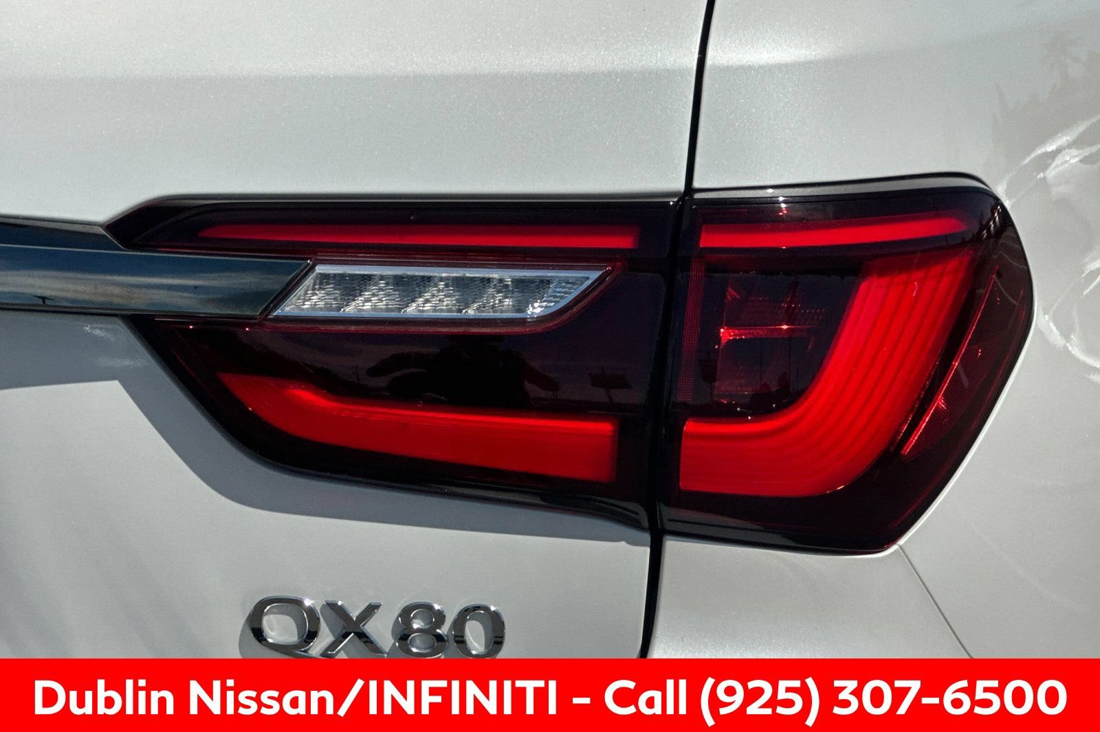 Certified 2024 INFINITI QX80 Sensory AWD/4WD image 53