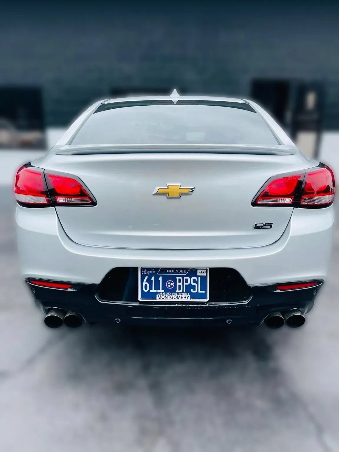 Used 2017 Chevrolet SS RWD image 4