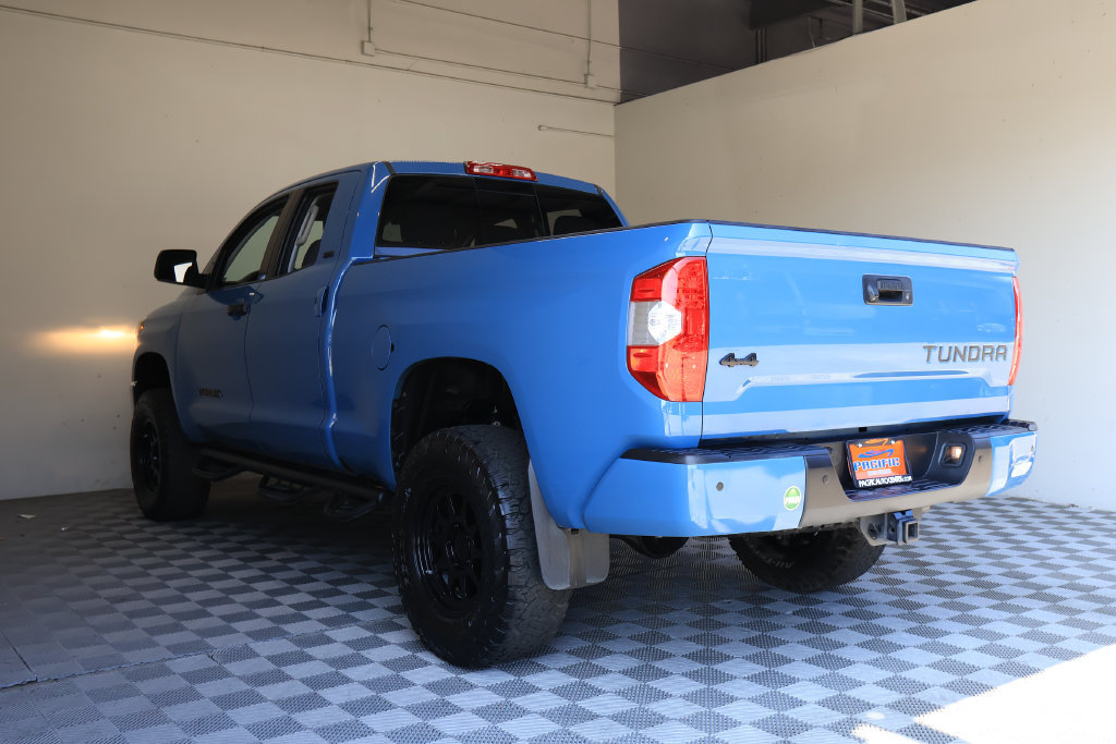 Used 2019 Toyota Tundra SR5 w/ Convenience Package AWD/4WD image 15