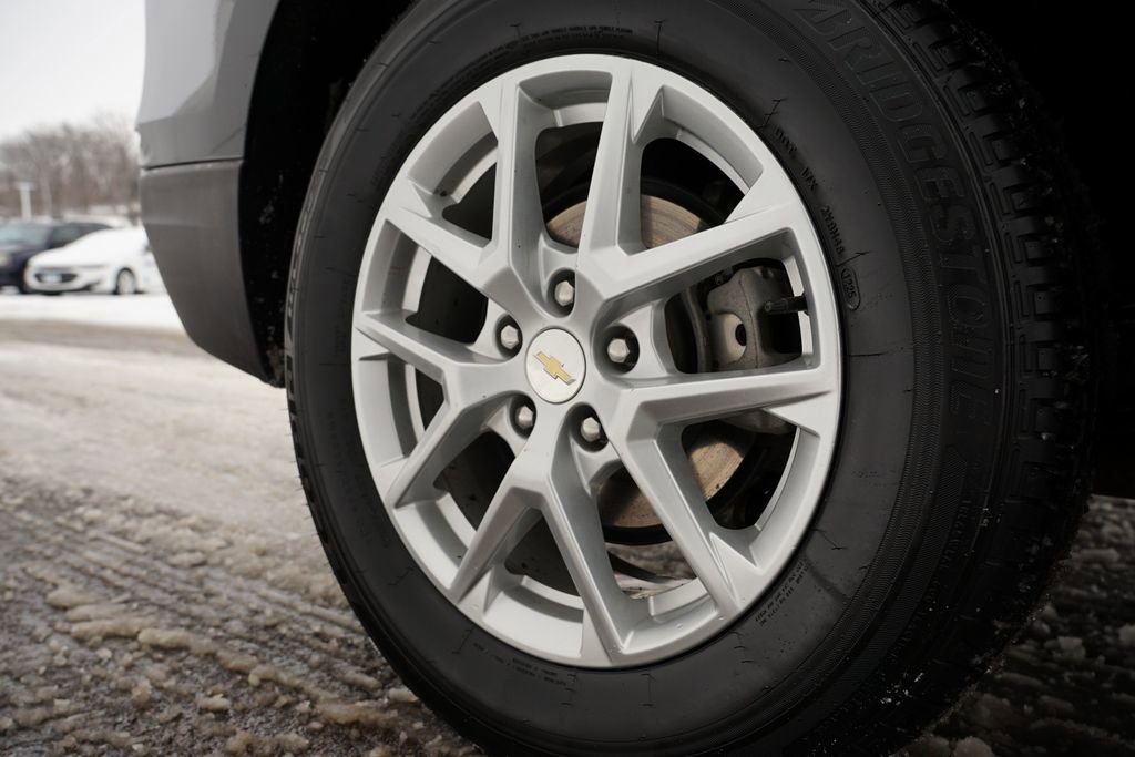 Used 2022 Chevrolet Equinox LT image 32