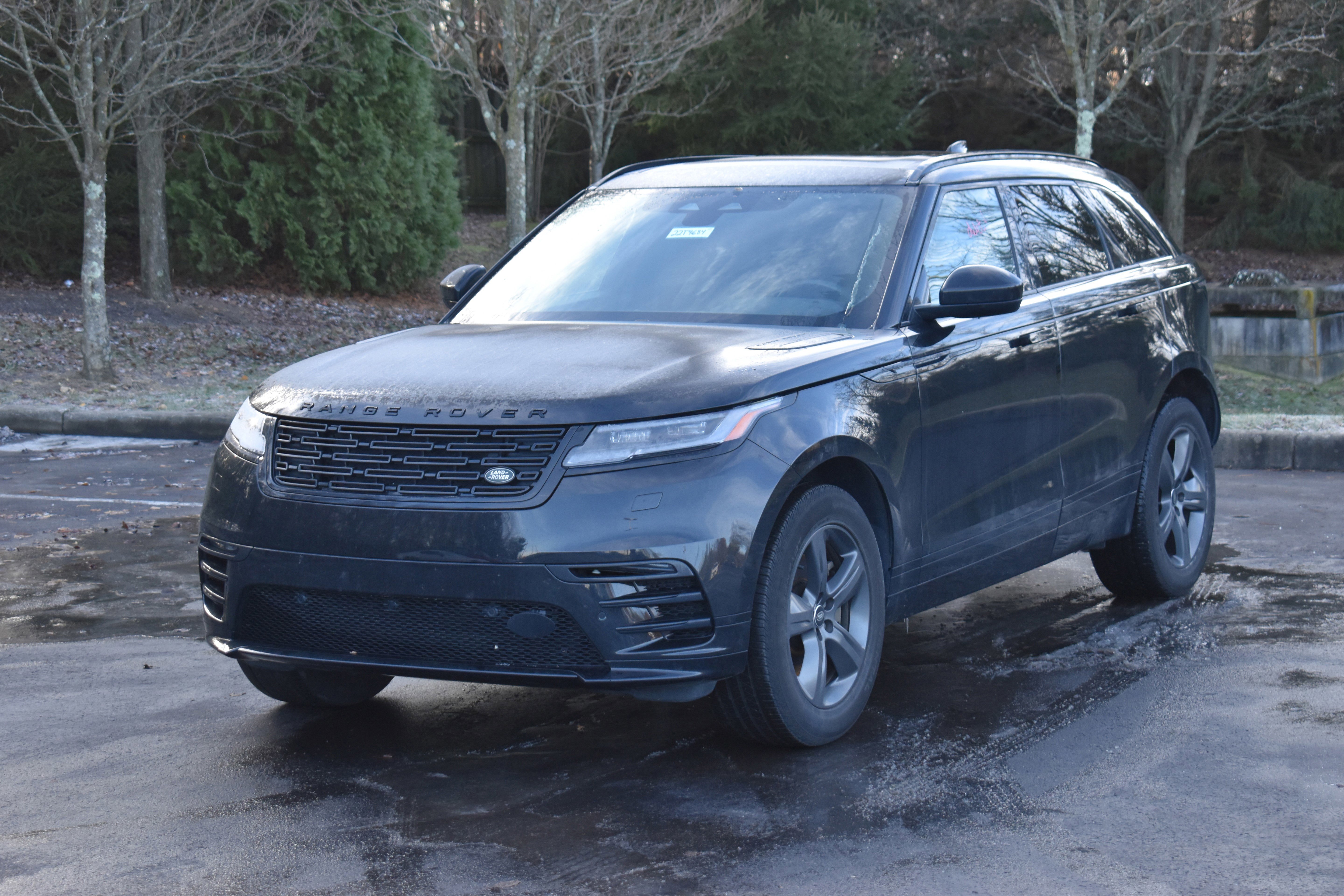 Used 2025 Land Rover Range Rover Velar Dynamic SE image 2